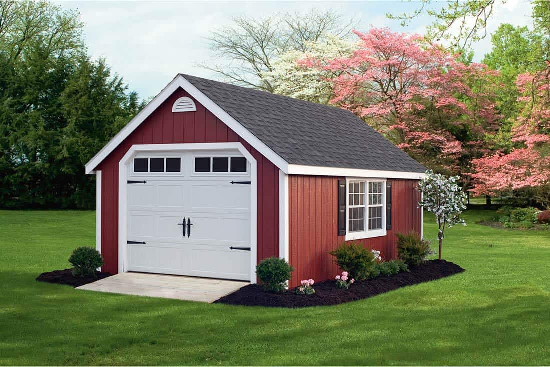 Classic Wood Garage red
